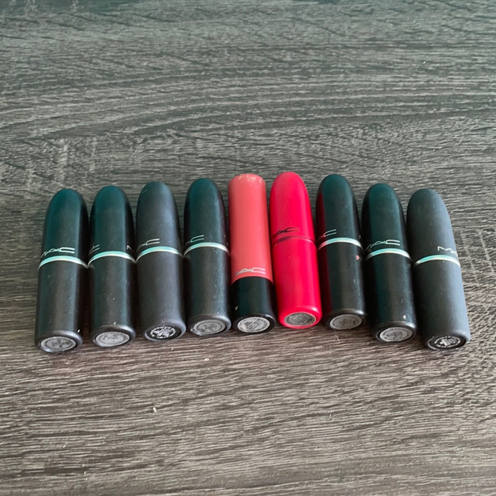 MAC LIPSTICK BUNDLE